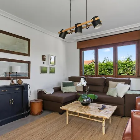 Chalet Les Caperines De La Riega Junco