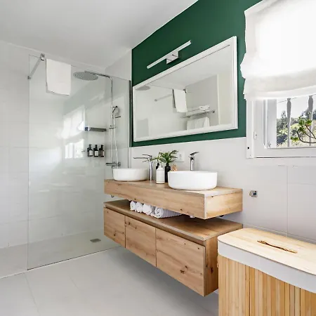 Chalet Les Caperines De La Riega