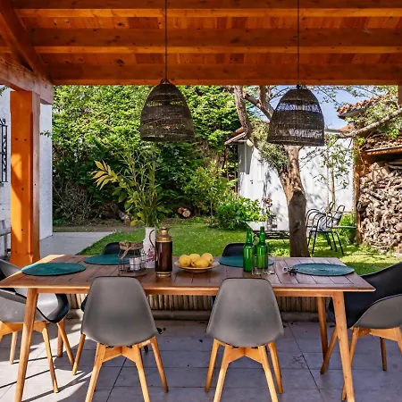 Les Caperines De La Riega Chalet *